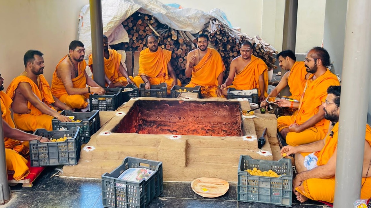 Ganapati Sahasra Modaka Homam